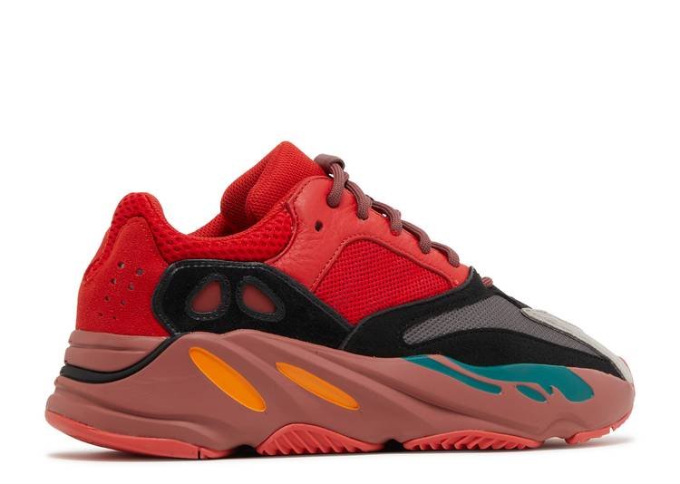 Yeezy Boost 700 Hi-res Red Réplica