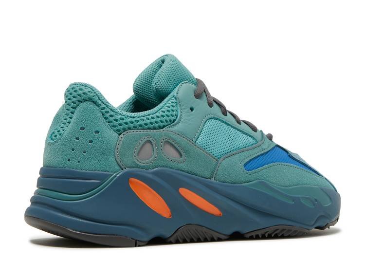 Yeezy Boost 700 Faded Azure Réplica