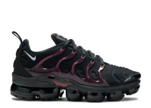 AIR VAPORMAX PLUS 'BLACK NOBLE RED'