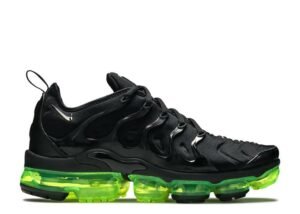AIR VAPORMAX PLUS 'BLACK VOLT'
