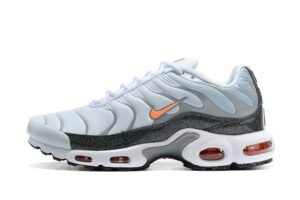 AIR MAX PLUS TN 'CRATER'
