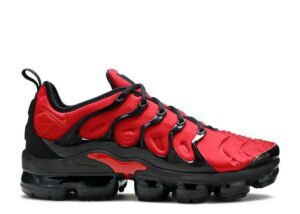 AIR VAPORMAX PLUS 'UNIVERSITY RED'