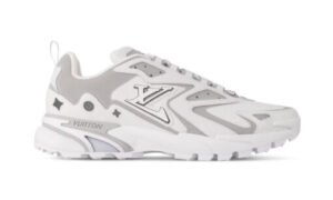 LOUIS VUITTON RUNNER TACTIC WHITE GREY