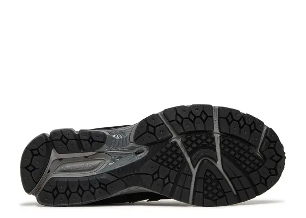 NEW BALANCE 2002R 'BLACK' - Imagen 4