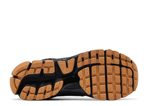 Nike Vomero 5 Black Gum Réplica