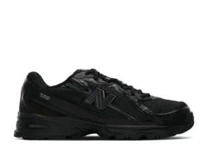 NEW BALANCE 740 'TRIPLE BLACK'