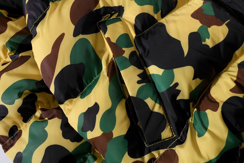 CHAQUETÓN BAPE - Imagen 13