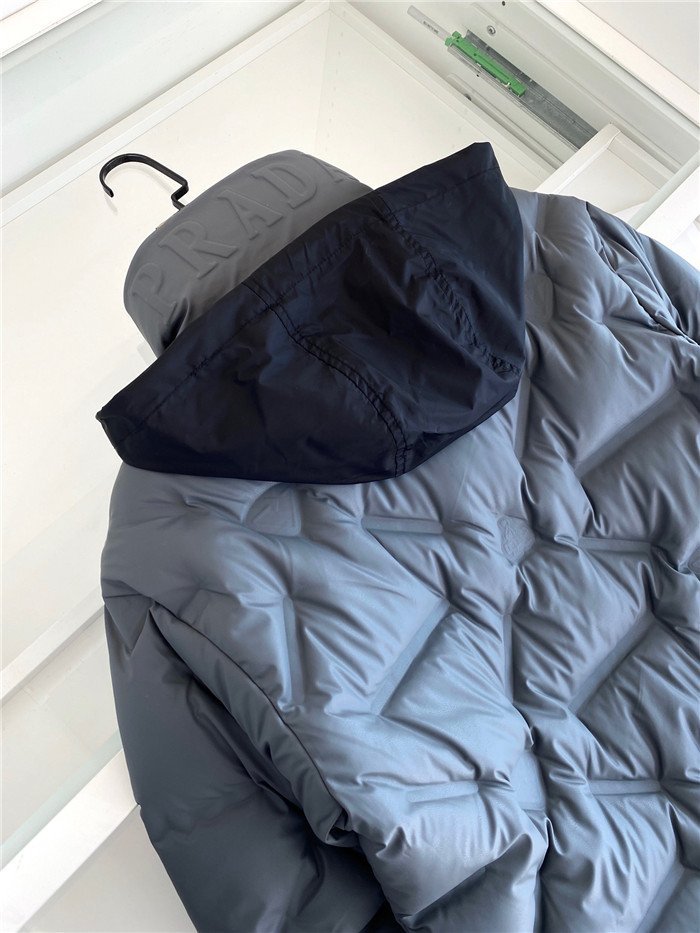CHAQUETÓN PRADA - Imagen 8