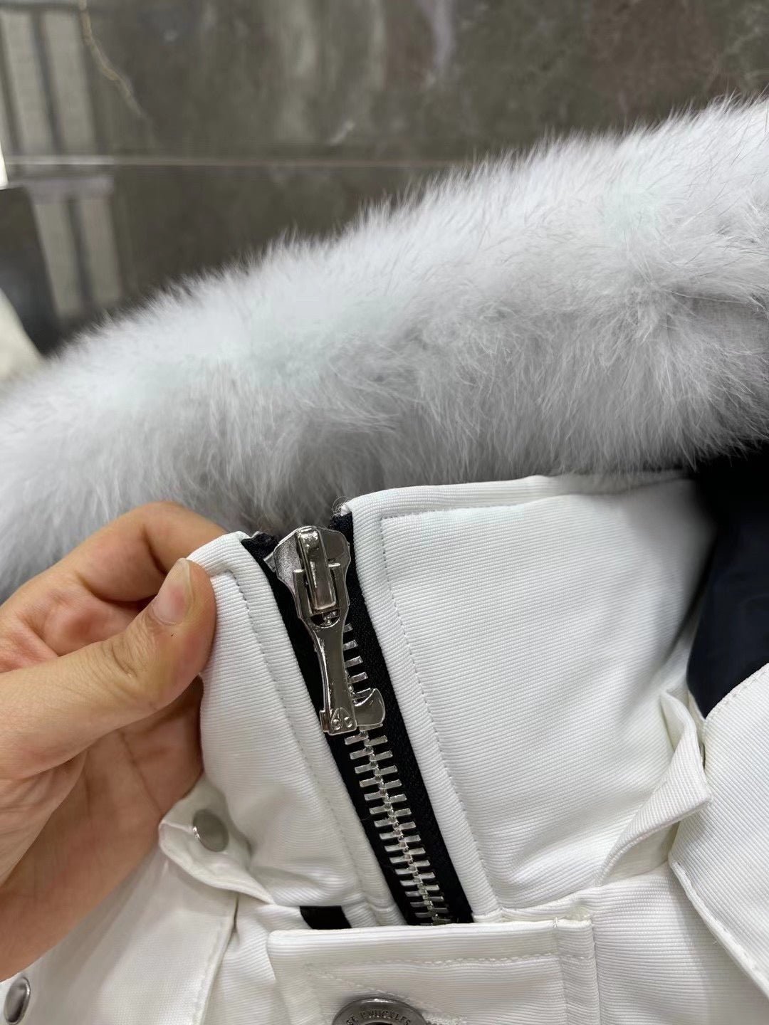 CHAQUETA MOOSE KNUCKLES - Imagen 3