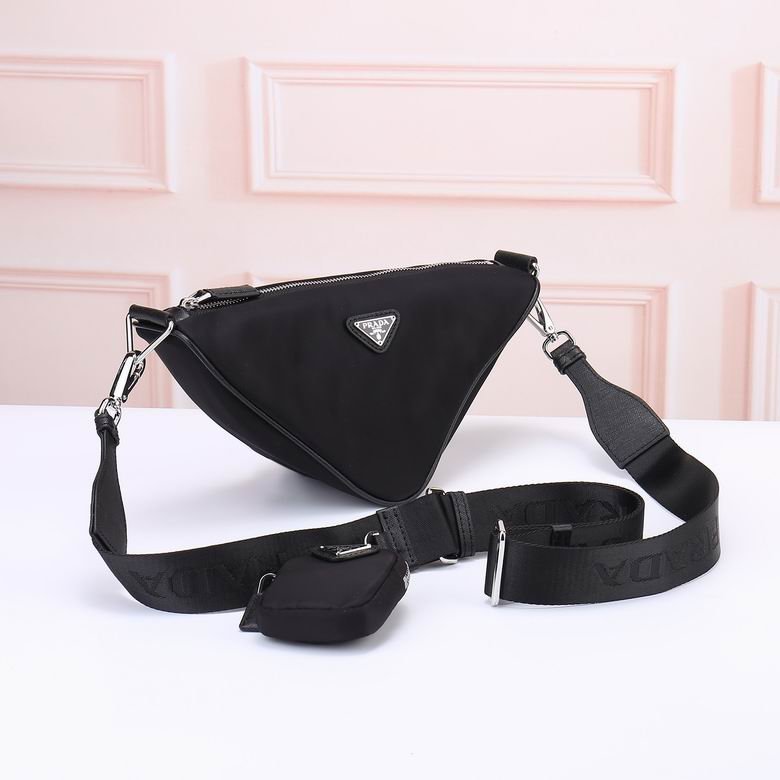 BOLSO MESSENGER PRADA - Imagen 2