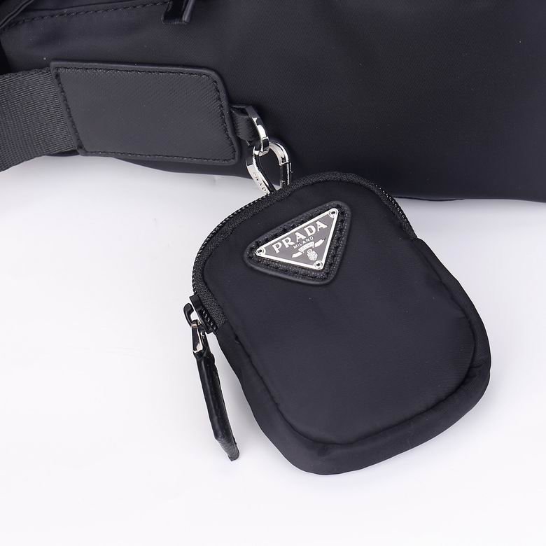 BOLSO MESSENGER PRADA - Imagen 5