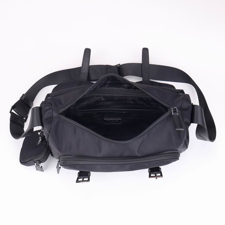 BOLSO MESSENGER PRADA - Imagen 3