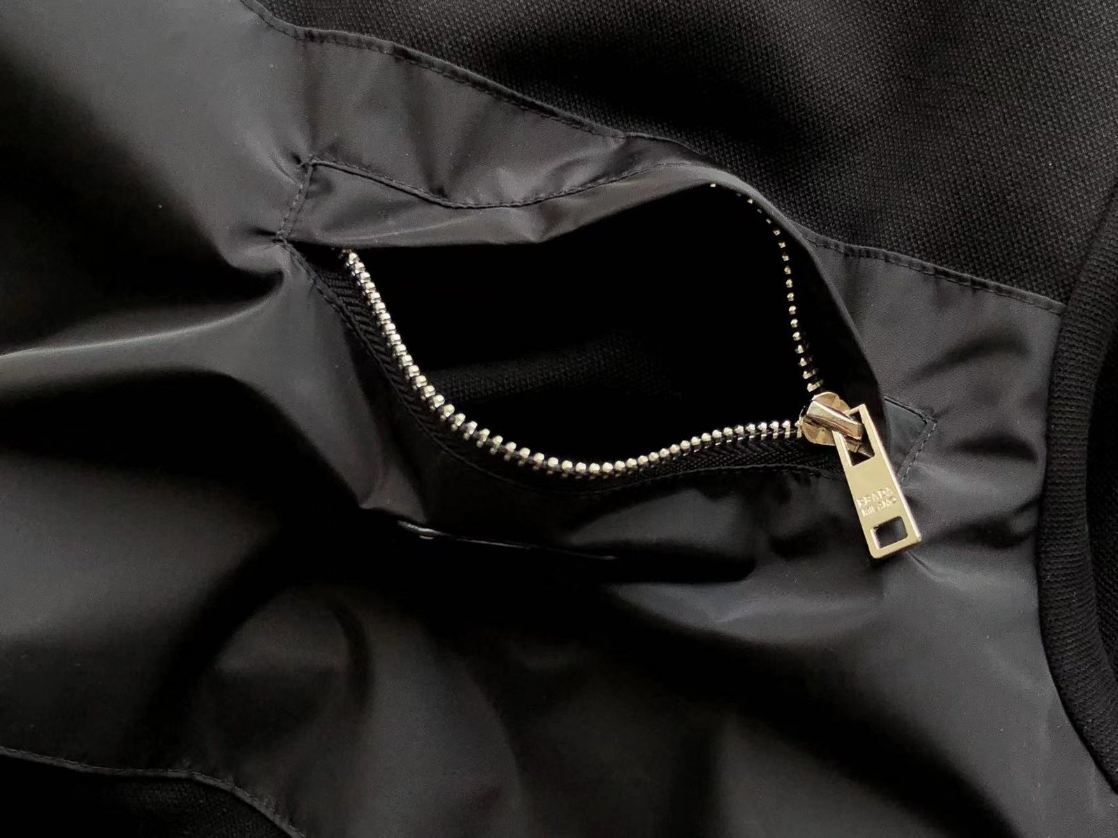 SUDADERA PRADA - Imagen 6