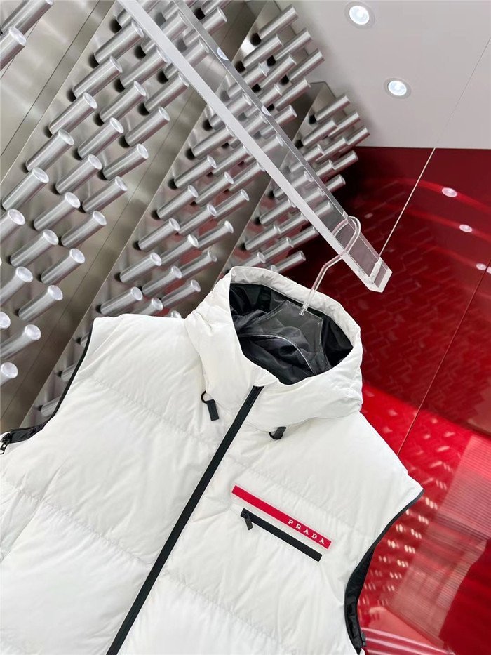 CHAQUETÓN PRADA - Imagen 9