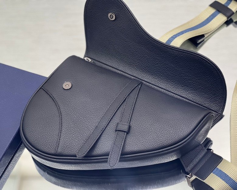 BOLSO MESSENGER DIOR - Imagen 4