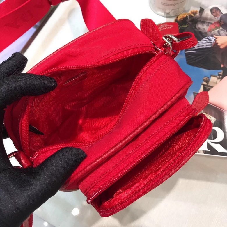 BOLSO MESSENGER PRADA - Imagen 3