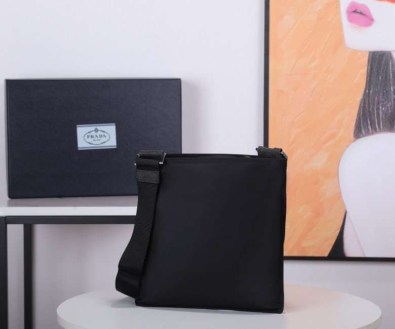 BOLSO MESSENGER PRADA - Imagen 8