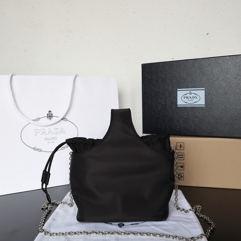 BOLSO MESSENGER PRADA - Imagen 8