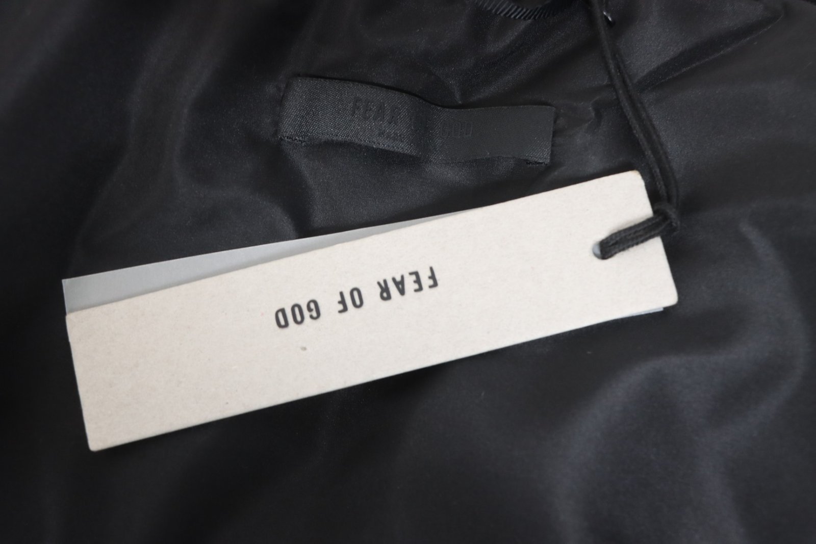 CHAQUETA FEAR OF GOD - ESSENTIALS NEGRA - Imagen 4