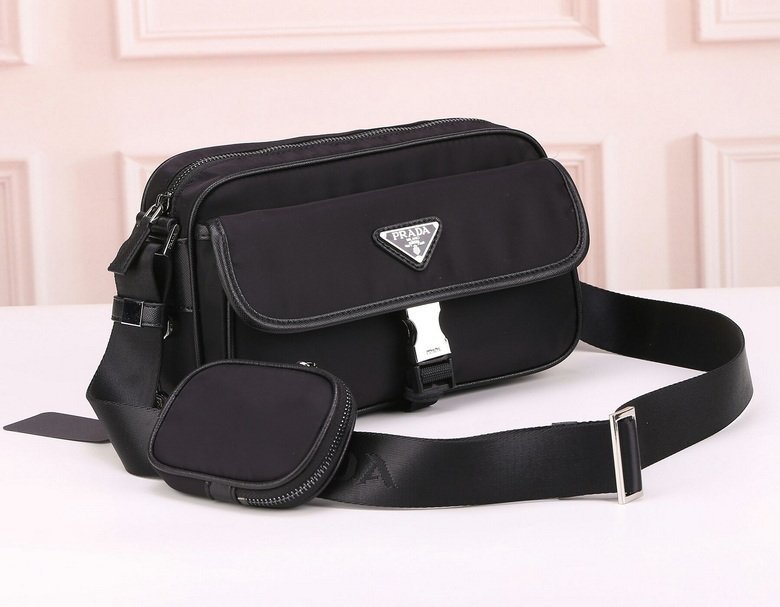 BOLSO MESSENGER PRADA - Imagen 2