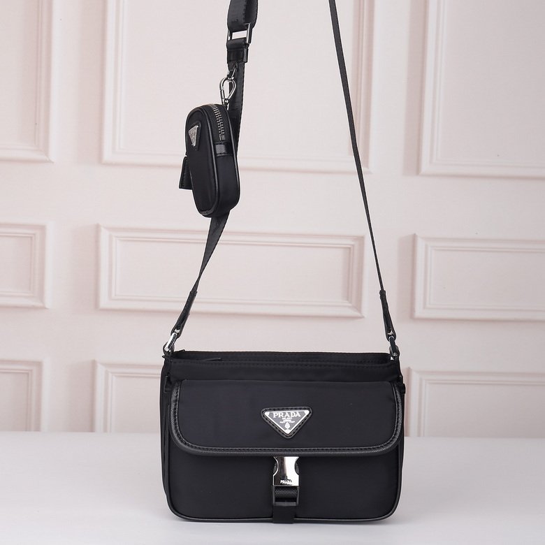 BOLSO MESSENGER PRADA - Imagen 7