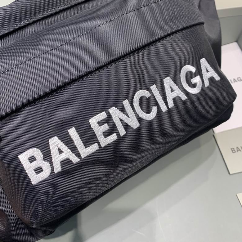 BOLSO BALENCIAGA - Imagen 4
