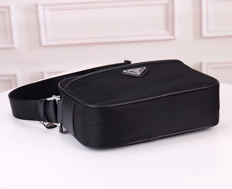 BOLSO MESSENGER PRADA - Imagen 5