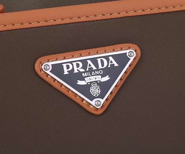 BOLSO MESSENGER PRADA - Imagen 5