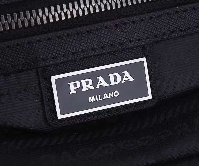 BOLSO MESSENGER PRADA - Imagen 9