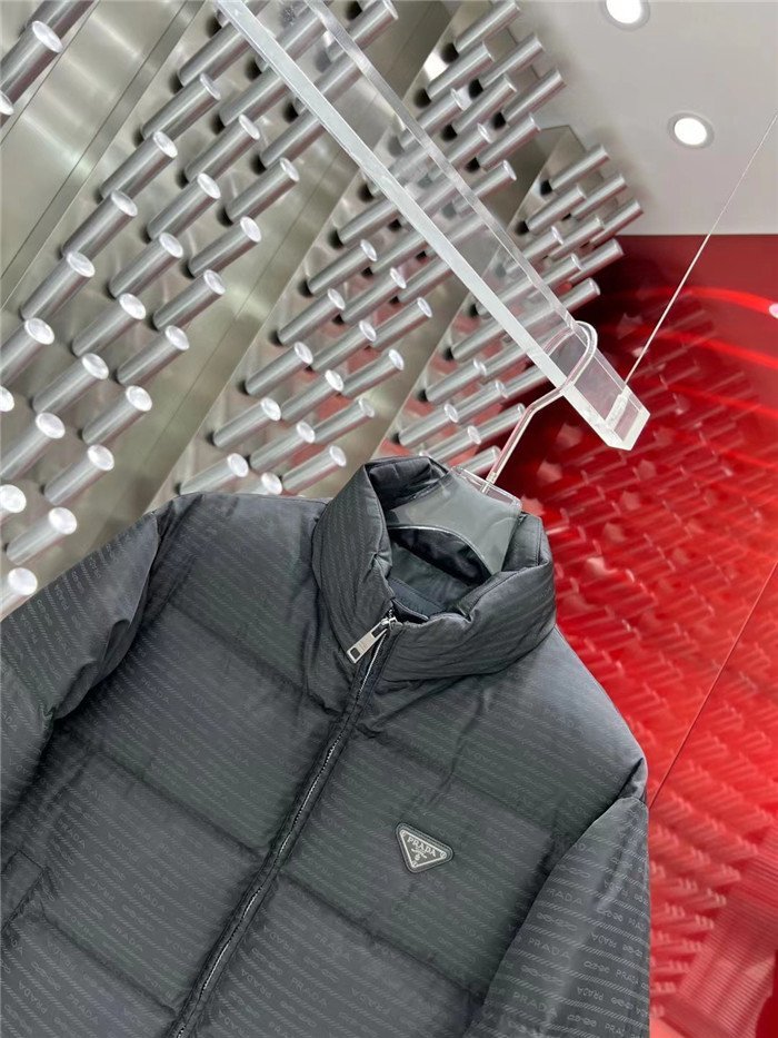 CHAQUETÓN PRADA - Imagen 2