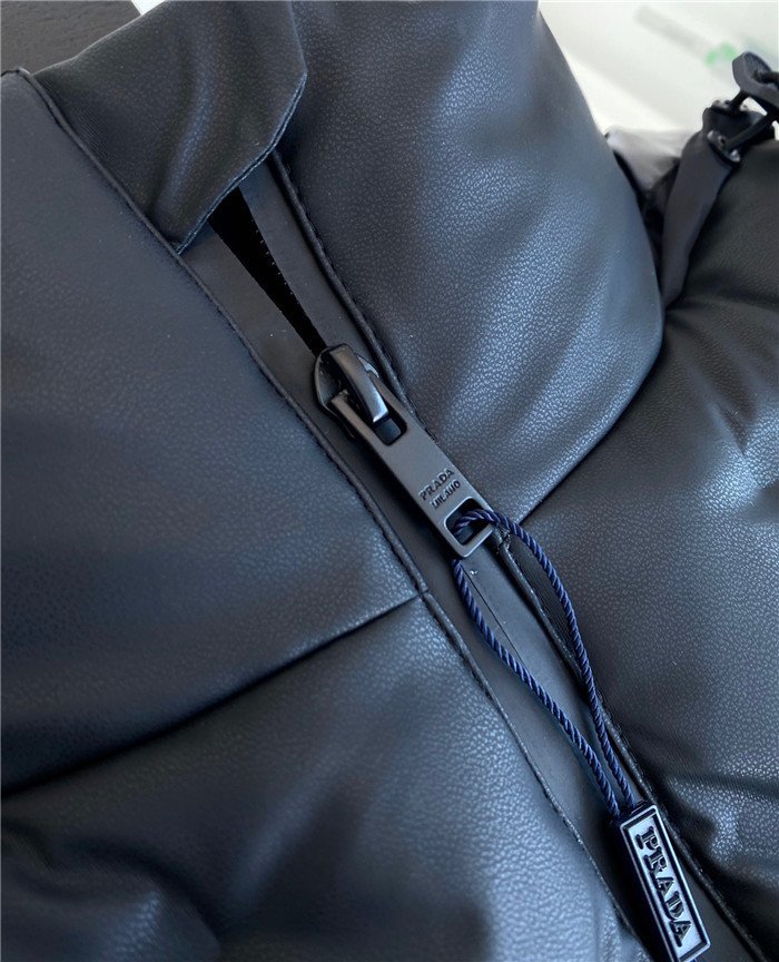 CHAQUETÓN PRADA - Imagen 5