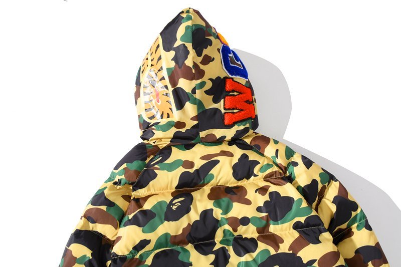 CHAQUETÓN BAPE - Imagen 11