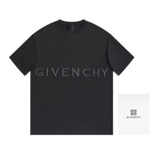 CAMISETA GIVENCHY