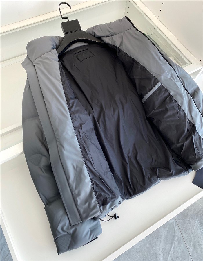 CHAQUETÓN PRADA - Imagen 7