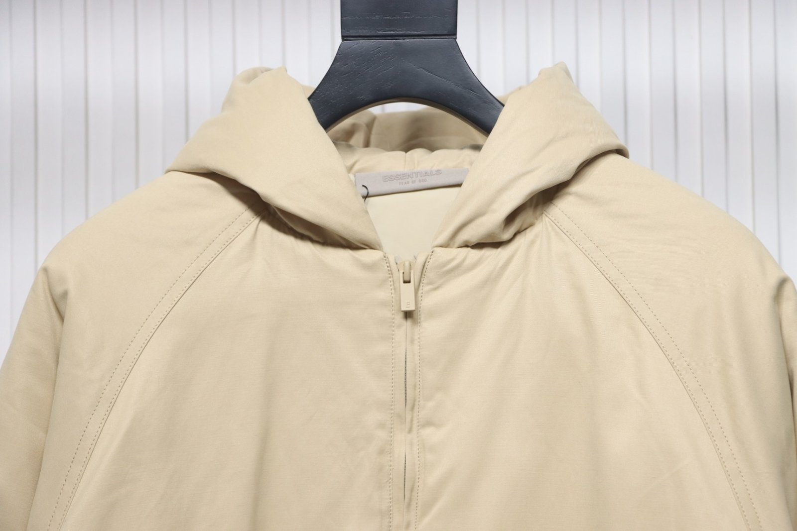 CHAQUETA FEAR OF GOD - ESSENTIALS CREMA - Imagen 4