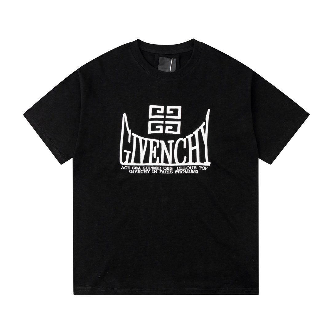 CAMISETA GIVENCHY