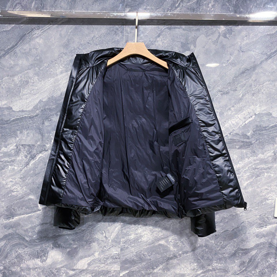 CHAQUETÓN PRADA - Imagen 9