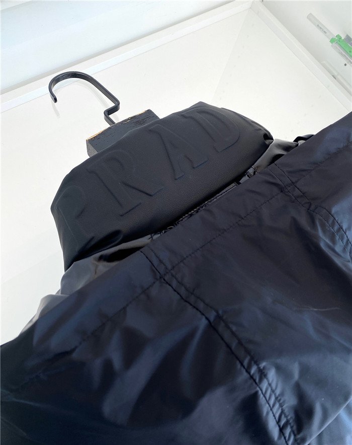 CHAQUETÓN PRADA - Imagen 8