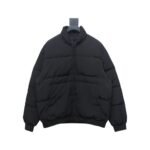 CHAQUETA FEAR OF GOD - ESSENTIALS NEGRA