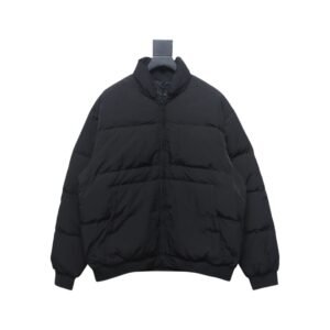 CHAQUETA FEAR OF GOD - ESSENTIALS NEGRA