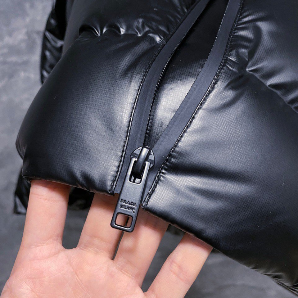 CHAQUETÓN PRADA - Imagen 8