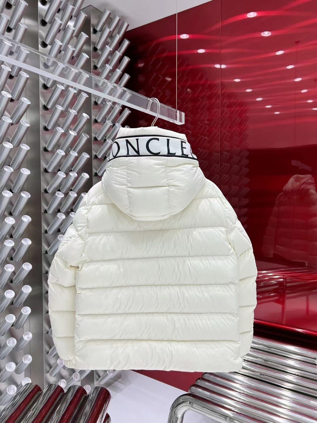 CHAQUETÓN MONCLER - Imagen 5