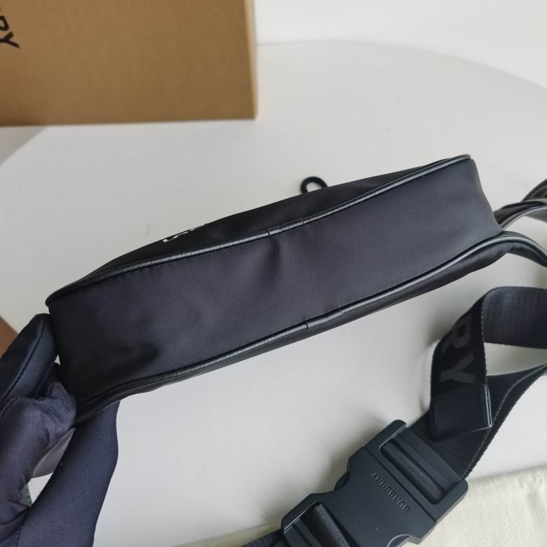 BOLSO BURBERRY - Imagen 3