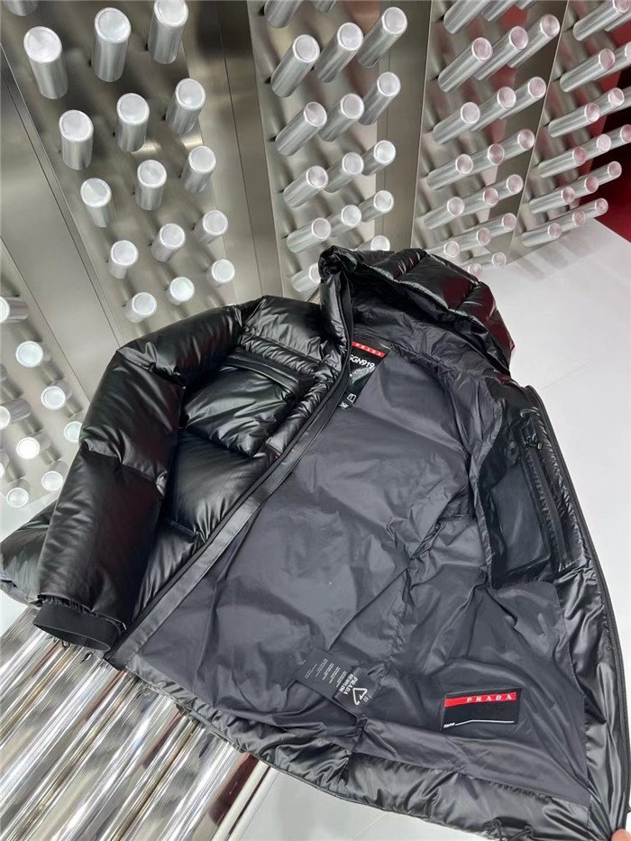 CHAQUETÓN PRADA - Imagen 9