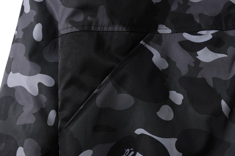 CHAQUETÓN BAPE - Imagen 5