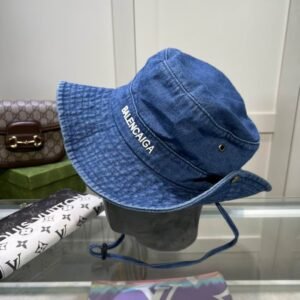 SOMBRERO BALENCIAGA