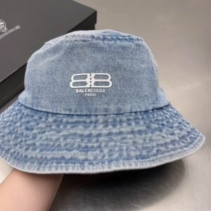 SOMBRERO BALENCIAGA