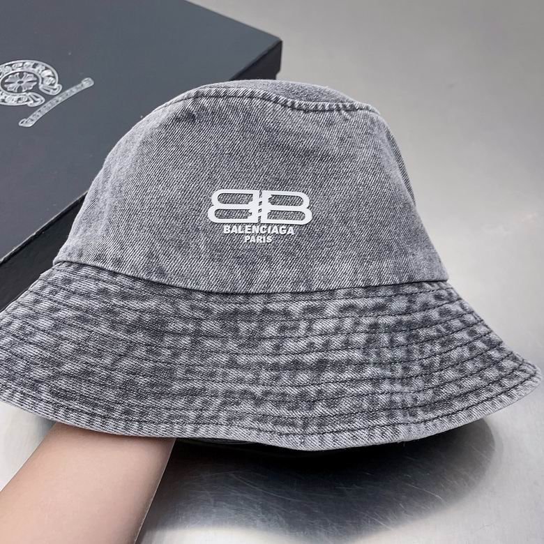 SOMBRERO BALENCIAGA
