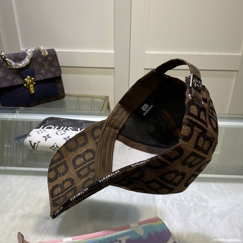 GORRA BALENCIAGA - Imagen 4