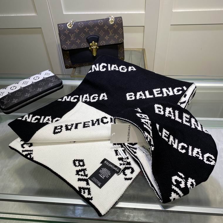 WINTER SET BALENCIAGA - Imagen 4